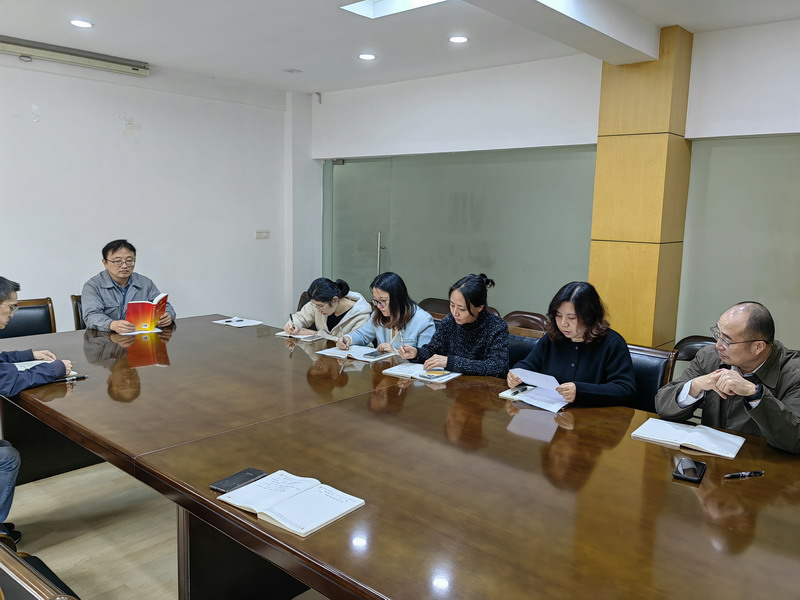 纺研所党工团以多种形式 学习领悟党的二十大精神